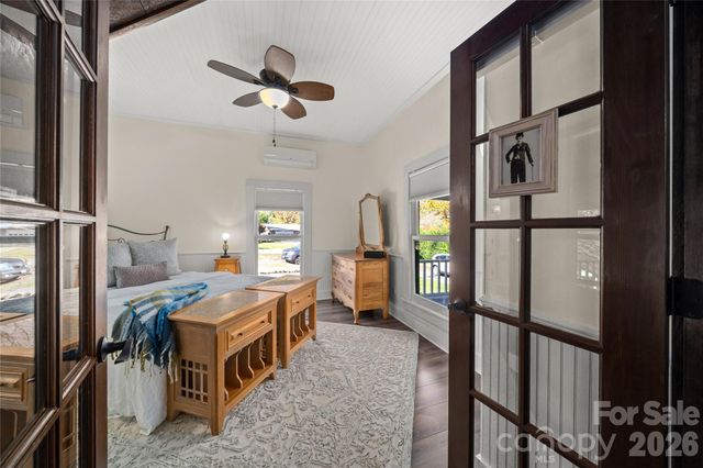 125 Timberline Drive, Maggie Valley, NC 28751