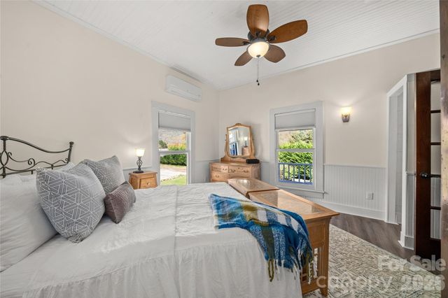 125 Timberline Drive, Maggie Valley, NC 28751