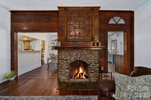 125 Timberline Drive, Maggie Valley, NC 28751