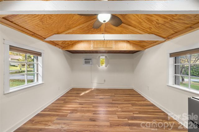 125 Timberline Drive, Maggie Valley, NC 28751