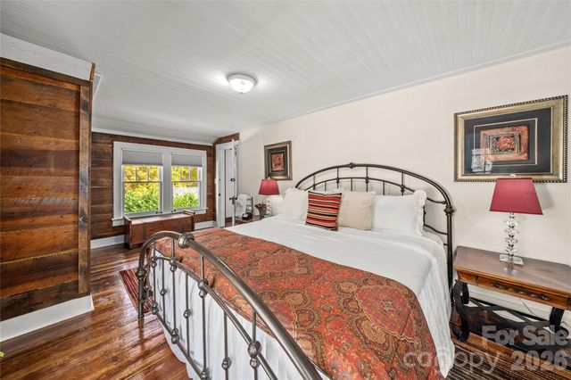 125 Timberline Drive, Maggie Valley, NC 28751