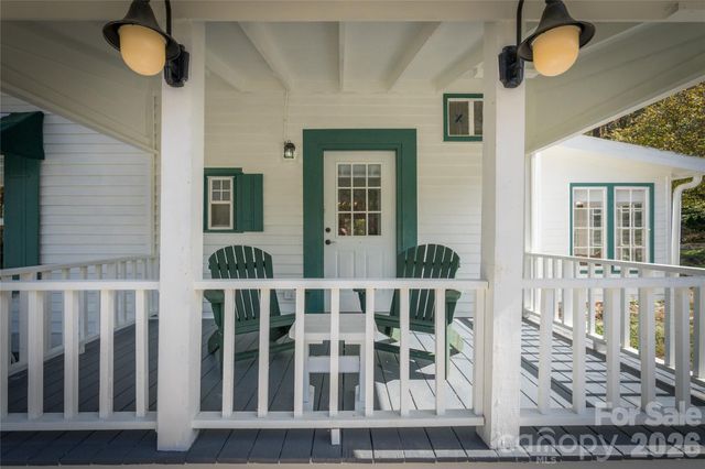 125 Timberline Drive, Maggie Valley, NC 28751