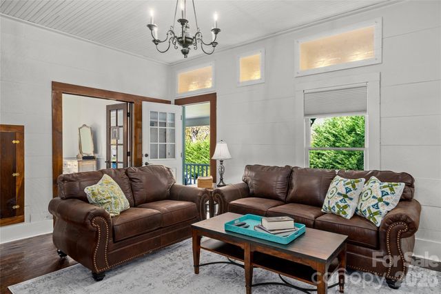 125 Timberline Drive, Maggie Valley, NC 28751