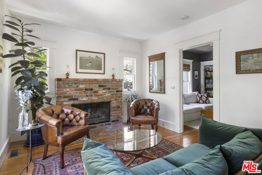 1644 Maltman Avenue, Los Angeles, CA 90026 — exterior