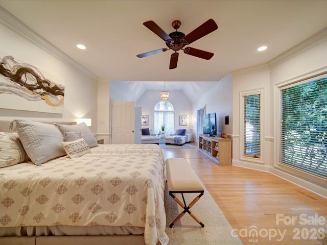 15708 Eagleview Drive, Charlotte, NC 28278