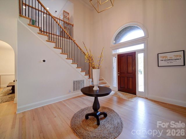 15708 Eagleview Drive, Charlotte, NC 28278