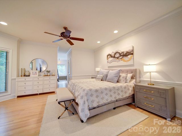 15708 Eagleview Drive, Charlotte, NC 28278