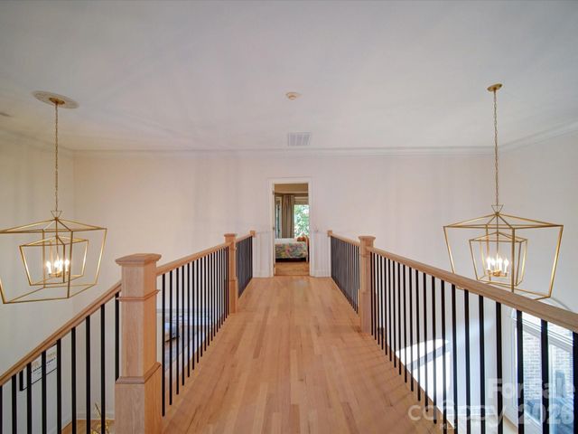 15708 Eagleview Drive, Charlotte, NC 28278