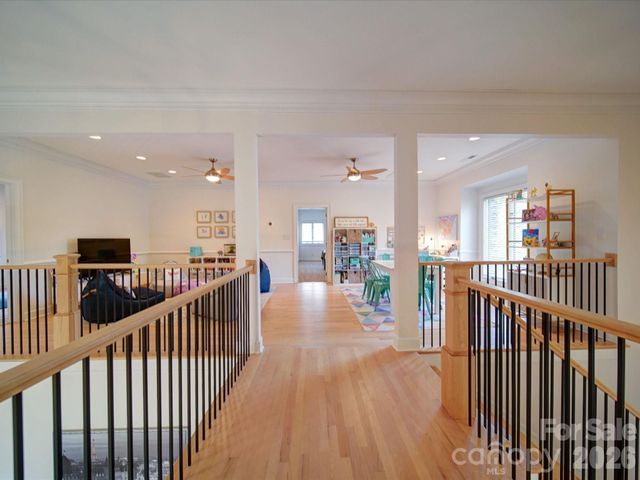 15708 Eagleview Drive, Charlotte, NC 28278