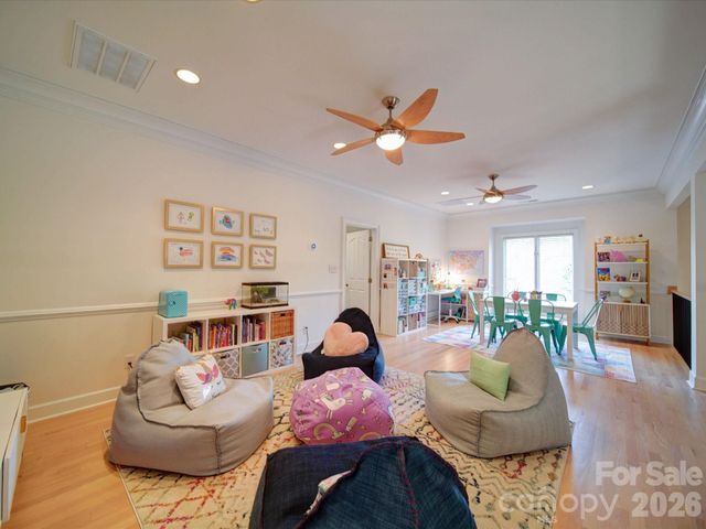 15708 Eagleview Drive, Charlotte, NC 28278