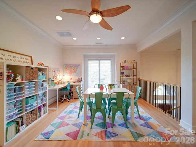 15708 Eagleview Drive, Charlotte, NC 28278