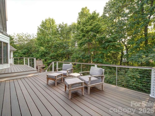 15708 Eagleview Drive, Charlotte, NC 28278