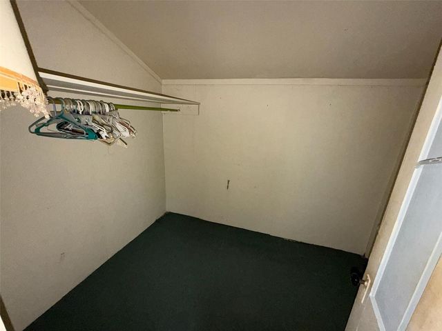 5450 10TH STREET, Zephyrhills, FL 33542