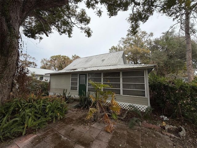 5450 10TH STREET, Zephyrhills, FL 33542