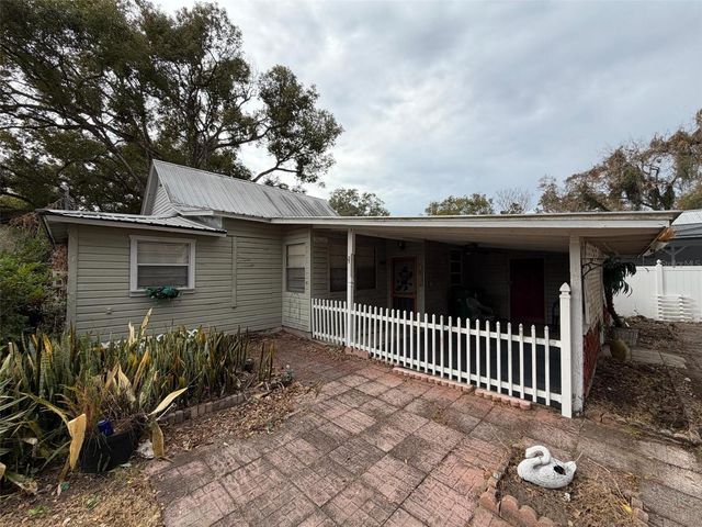 5450 10TH STREET, Zephyrhills, FL 33542