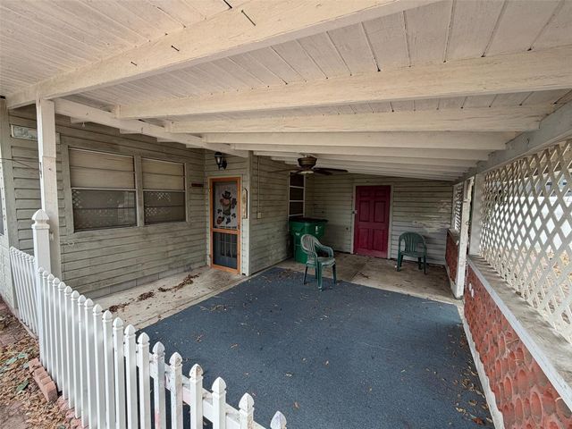 5450 10TH STREET, Zephyrhills, FL 33542