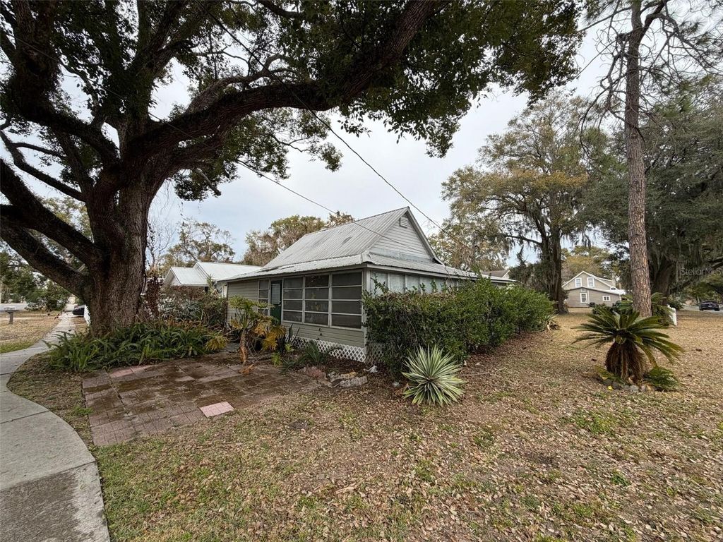 5450 10TH STREET, Zephyrhills, FL 33542