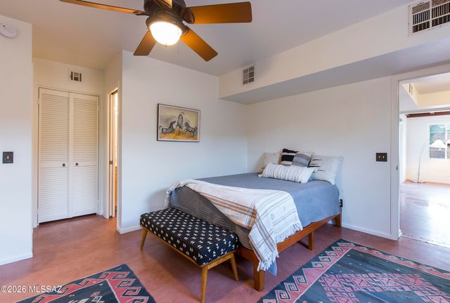 4202 E Camino De La Colina, Tucson, AZ 85711