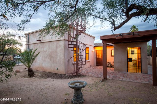 4202 E Camino De La Colina, Tucson, AZ 85711