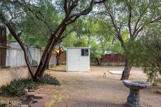 4202 E Camino De La Colina, Tucson, AZ 85711