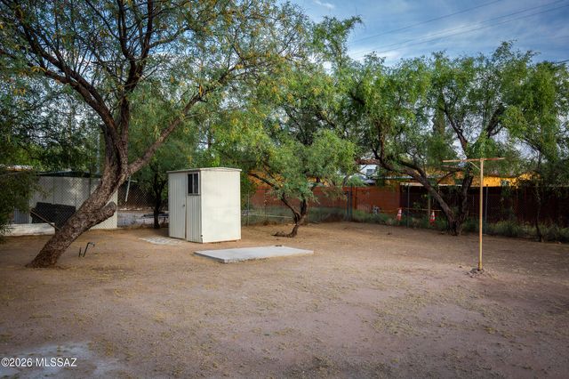 4202 E Camino De La Colina, Tucson, AZ 85711