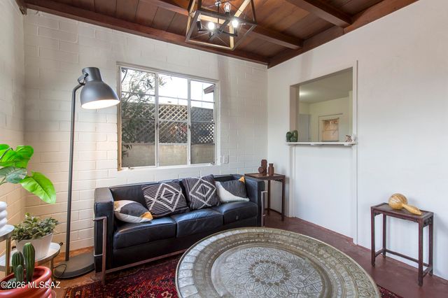 4202 E Camino De La Colina, Tucson, AZ 85711