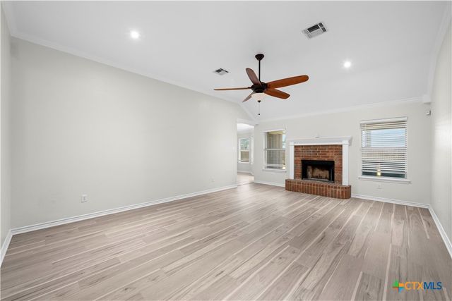 426 Armstrong Drive, Belton, TX 76513