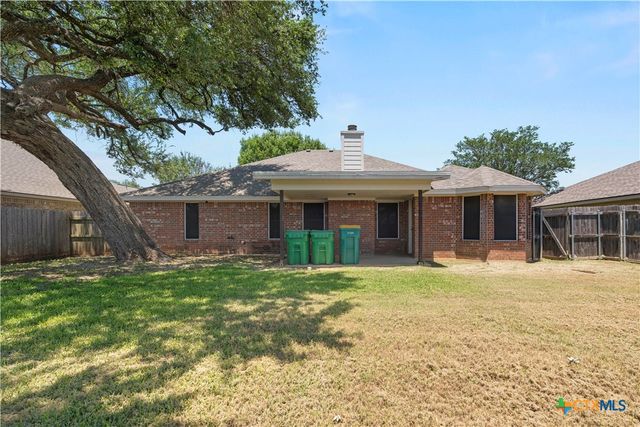 426 Armstrong Drive, Belton, TX 76513