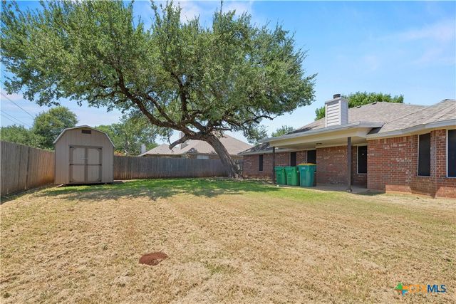 426 Armstrong Drive, Belton, TX 76513
