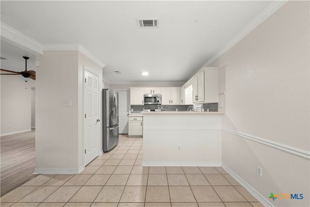 426 Armstrong Drive, Belton, TX 76513