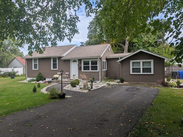195 Ambrose, Springfield, MA 01109