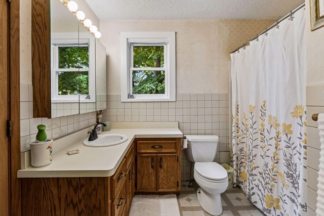 5329 Bryant Street, Maple Plain, MN 55359