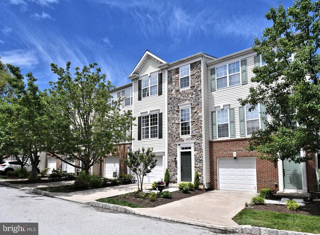 113 HUDSON DR, Phoenixville, PA 19460