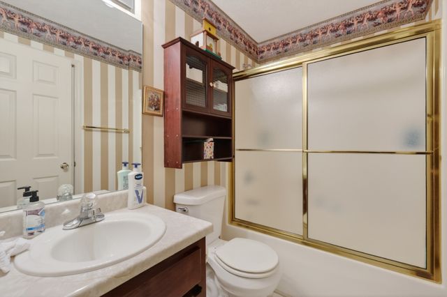 116 Edgeview Dr, Hendersonville, TN 37075