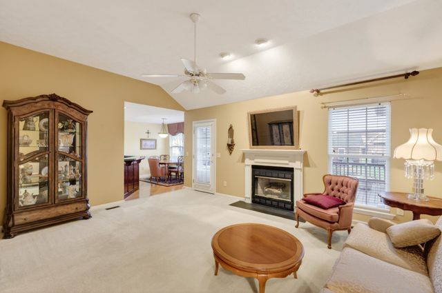 116 Edgeview Dr, Hendersonville, TN 37075