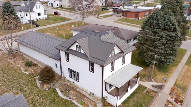 610 1st Street, Bloomington, WI 53804