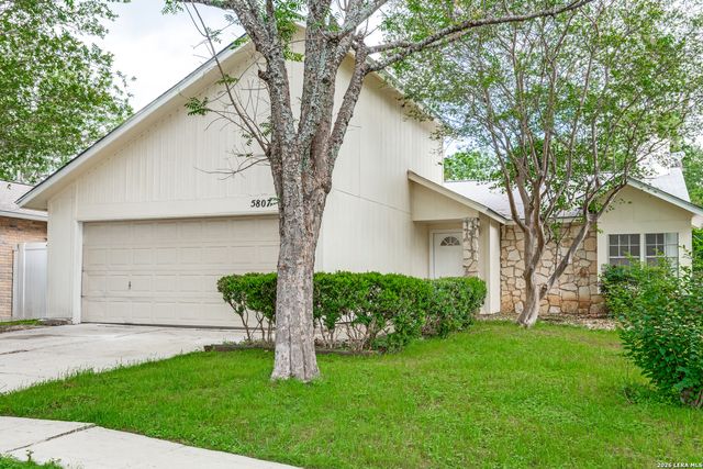 5807 LARKDALE DR, San Antonio, TX 78233