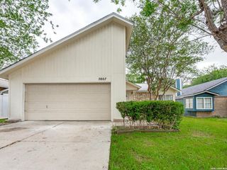 5807 LARKDALE DR, San Antonio, TX 78233