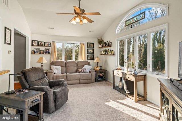 113 PARKVIEW RD, Stratford, NJ 08084