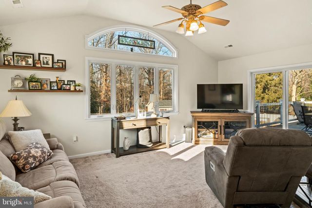 113 PARKVIEW RD, Stratford, NJ 08084