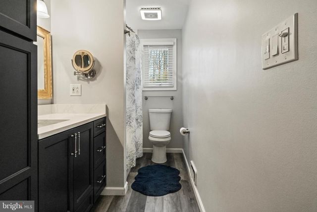 113 PARKVIEW RD, Stratford, NJ 08084