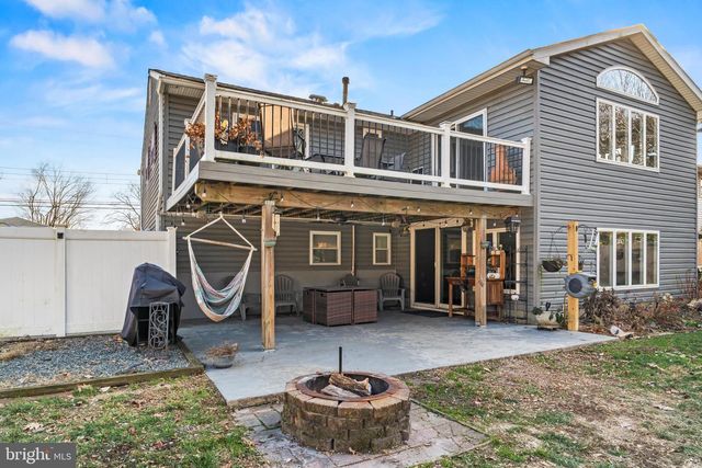 113 PARKVIEW RD, Stratford, NJ 08084