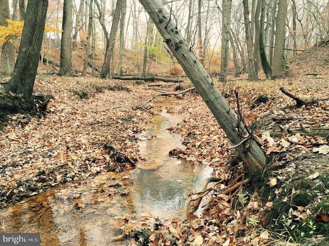 113 PARKVIEW RD, Stratford, NJ 08084