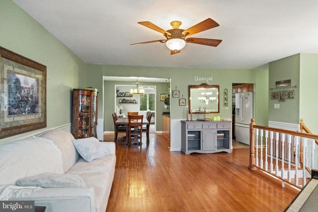 113 PARKVIEW RD, Stratford, NJ 08084