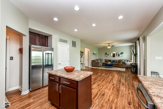 15142 Betton Place, Fishers, IN 46037