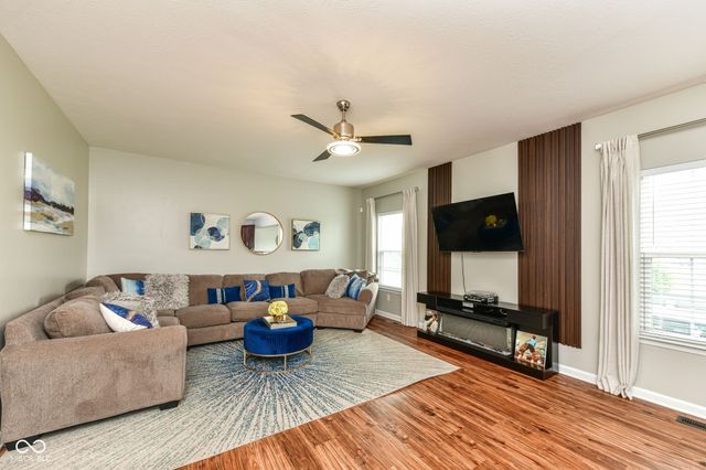 15142 Betton Place, Fishers, IN 46037