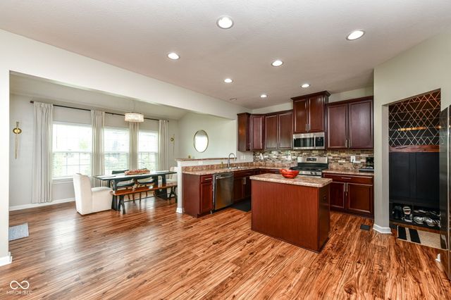 15142 Betton Place, Fishers, IN 46037