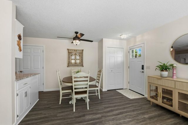 3295 Greenbrier Street D105, Vadnais Heights, MN 55127