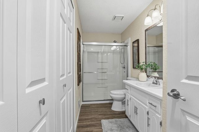 3295 Greenbrier Street D105, Vadnais Heights, MN 55127