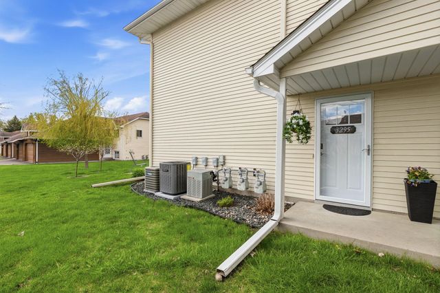 3295 Greenbrier Street D105, Vadnais Heights, MN 55127